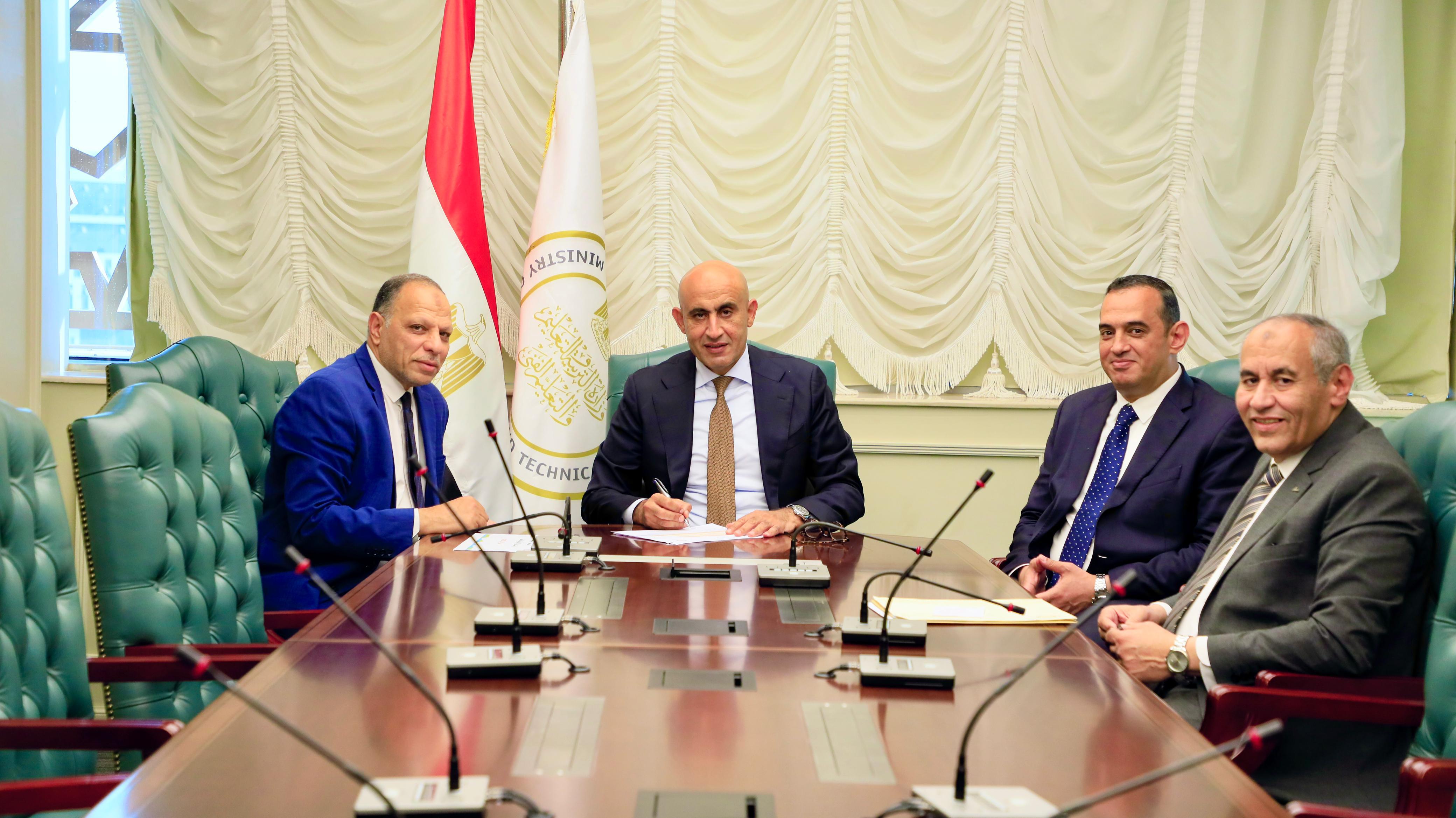Minister of Education Approves High School Exam Results with 79.2% Pass Rate (New System) and 72.7% (Old System)