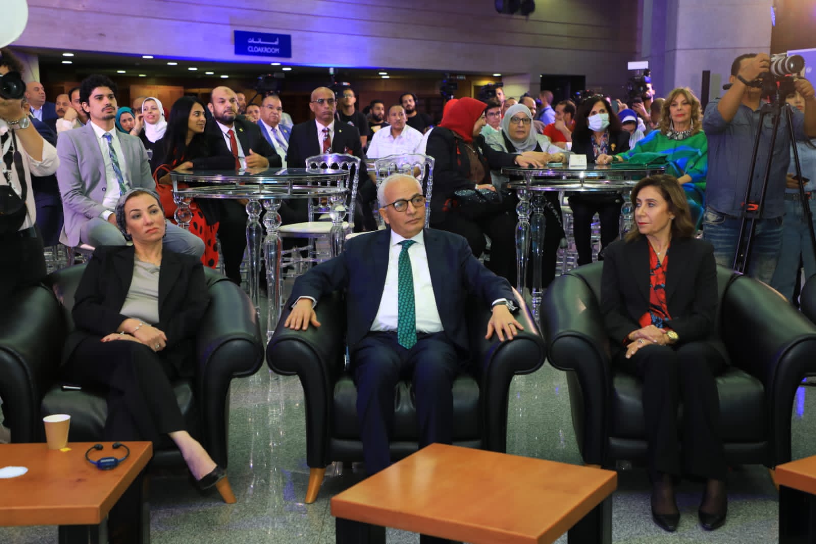 وزراء التعليم والبيئة والثقافة يفتتحون المعرض الفني لطلاب المدارس حول تغير المناخ بمتحف الحضارة)