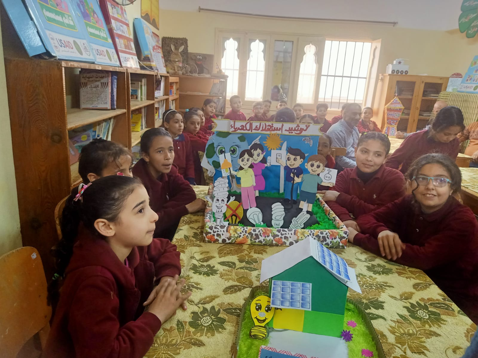 ورش عمل للتوعية بترشيد الكهرباء بالتعاون مع شركة شمال الدلتا لتوزيع الكهرباء)