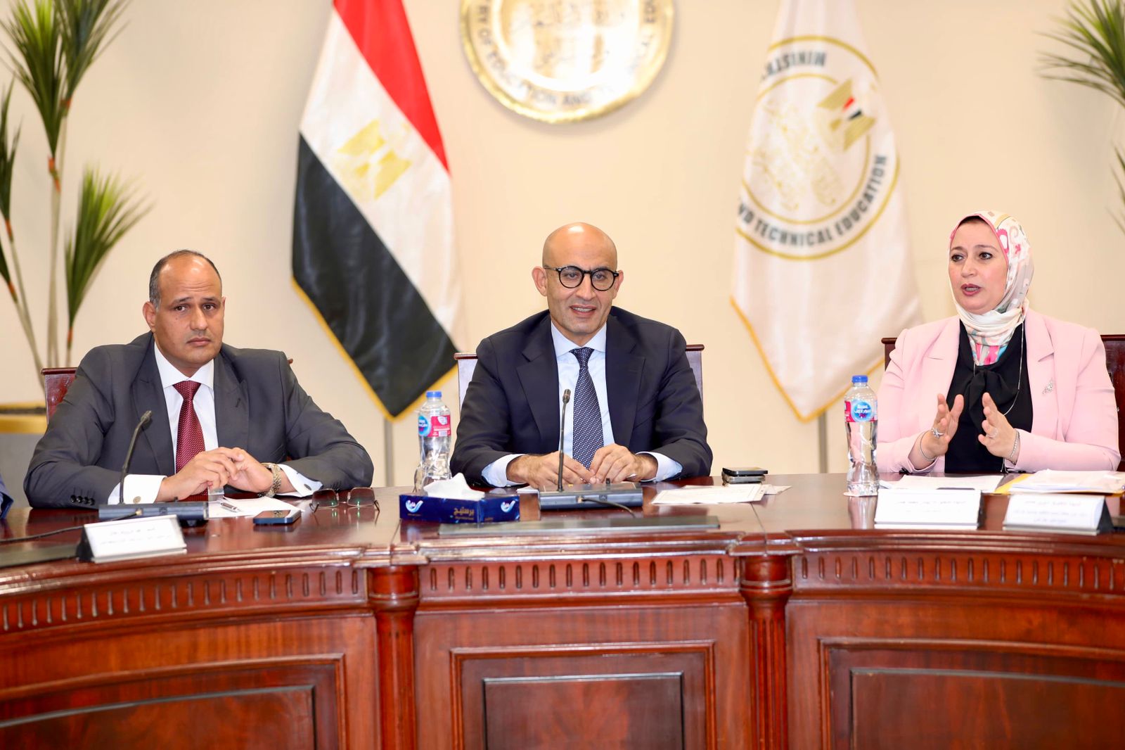 The Minister of Education chairs the Supreme Council of Trustees, Parents and Teachers