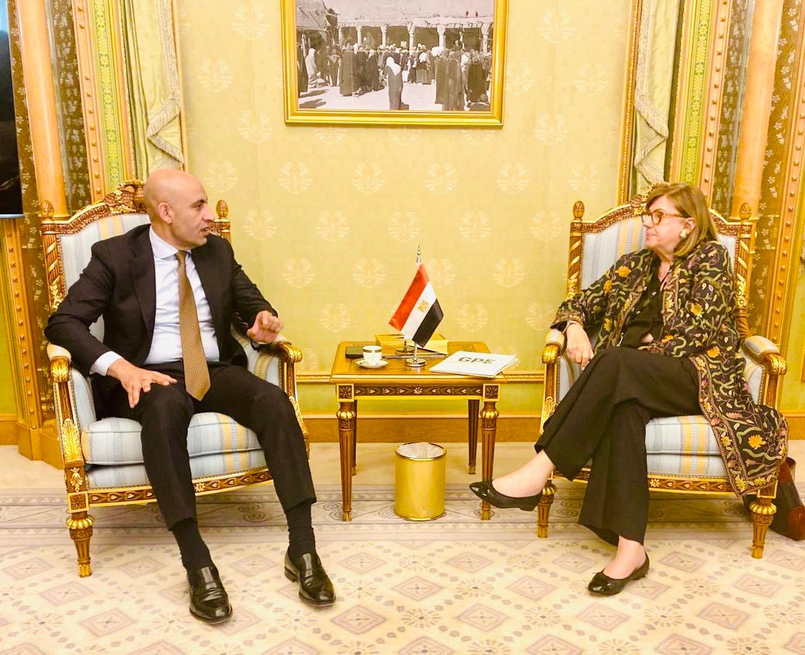 وزير التربية والتعليم يلتقي الرئيس التنفيذي للشراكة العالمية من أجل التعليم (GPE))