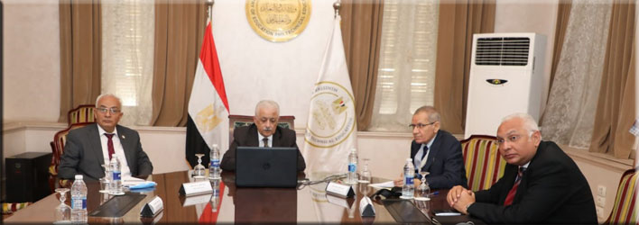 وزير التربية والتعليم يبحث ملفات التعاون مع سفير الصين بالقاهرة)