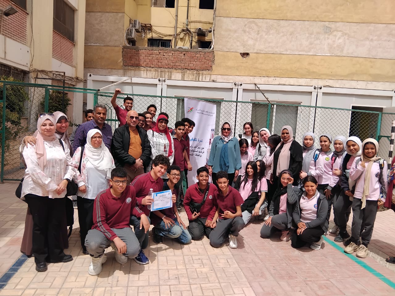 ورش عمل للتوعية بترشيد الكهرباء بالتعاون مع شركة شمال القاهرة لتوزيع الكهرباء)