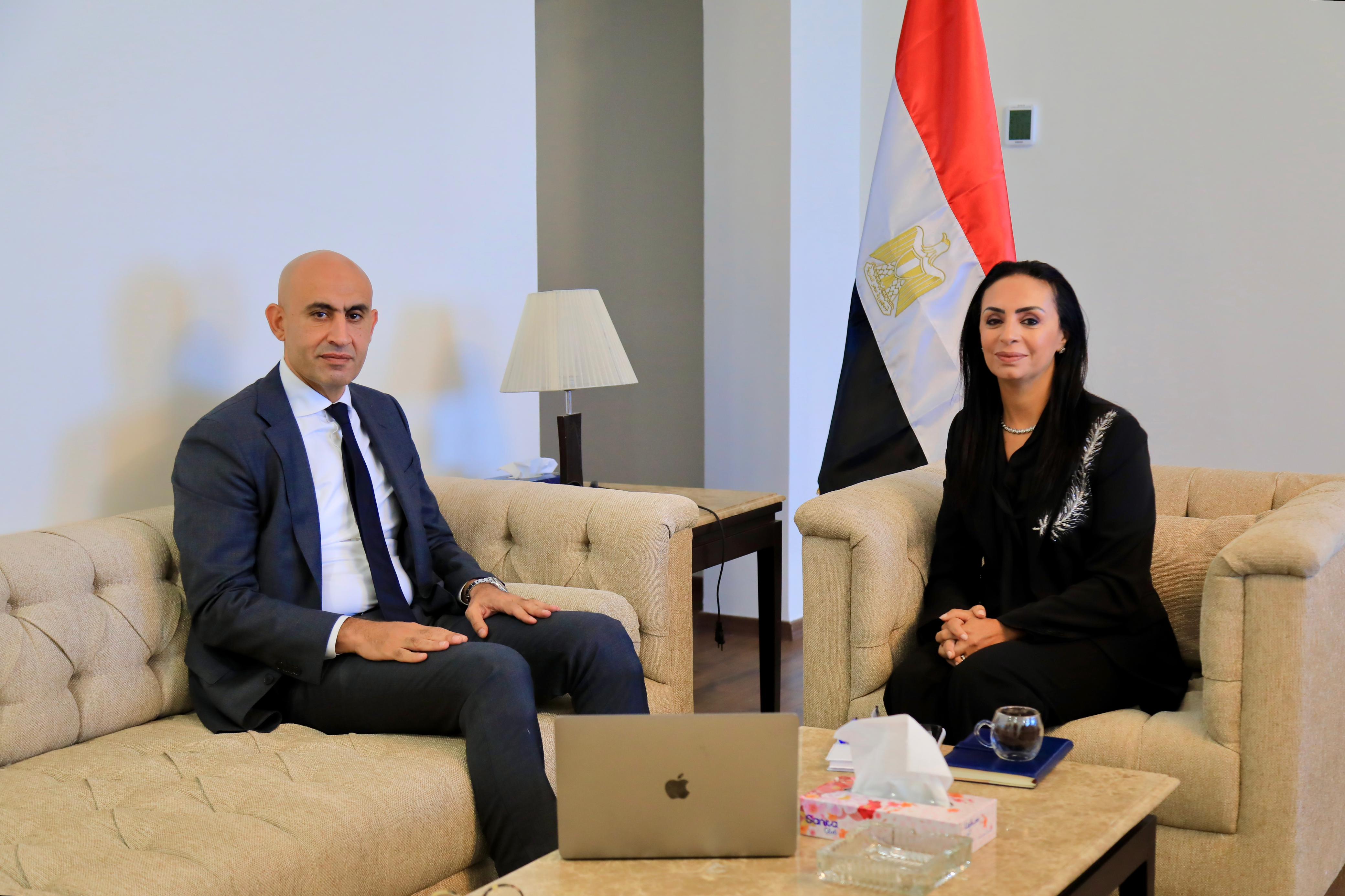 The Minister of Social Solidarity and the Minister of Education and Technical Education discuss a project