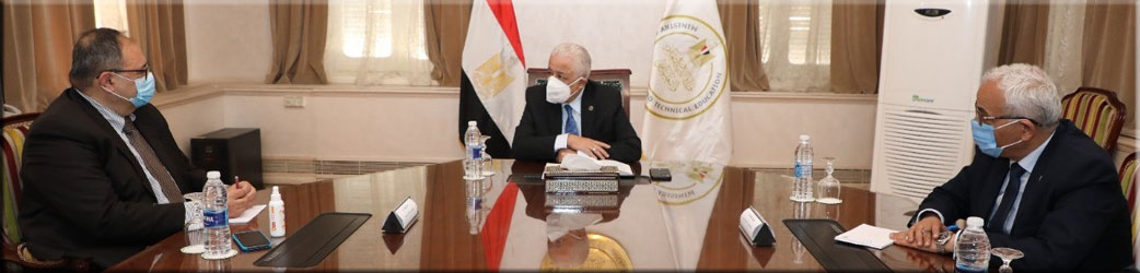 The Minister of Education and Technical Education discusses ways of cooperation with the Director of the UNESCO Office in Cairo