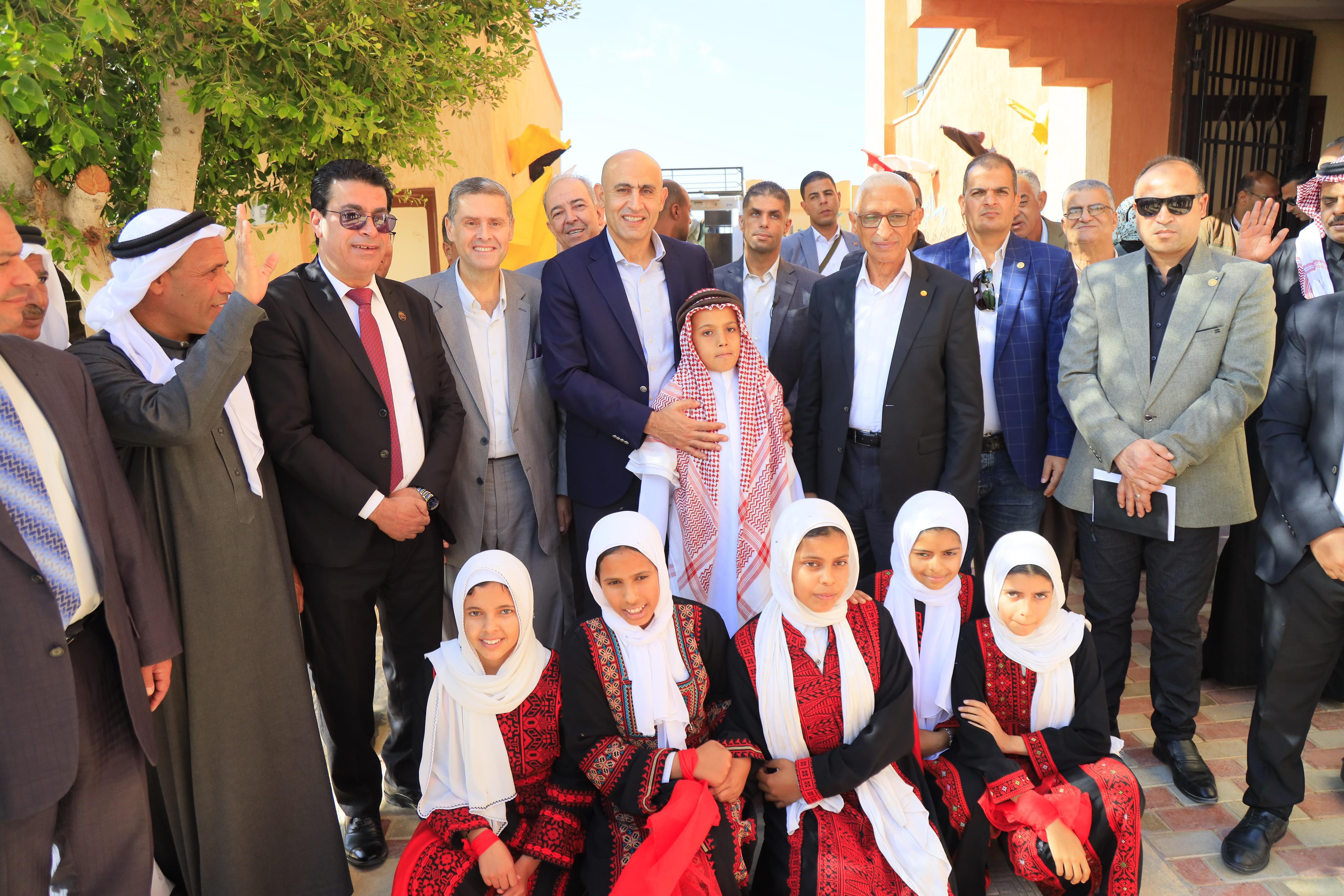 وزير التربية والتعليم ومحافظ شمال سيناء يواصلان جولتهما بتفقد مدرستى "المصرية اليابانية بالعريش" و"جرادة للتعليم الأساسي" بالشيخ زويد)