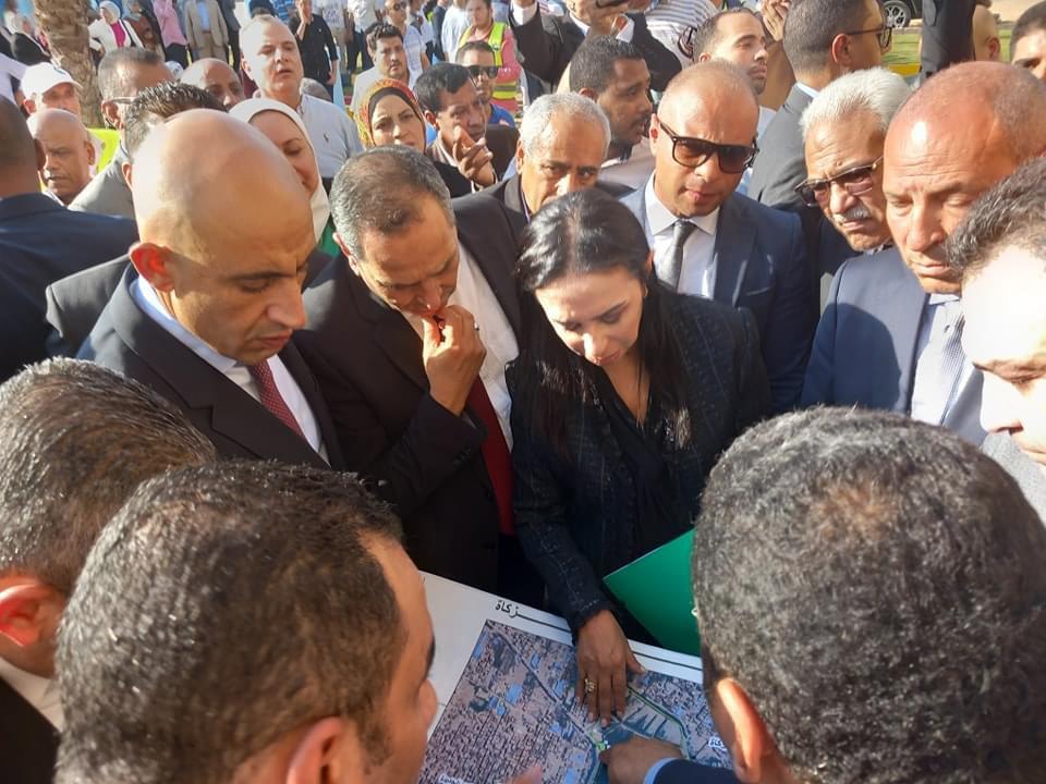 The Ministers of Education and Social Solidarity and the Governor of Cairo inspect a plot of land)