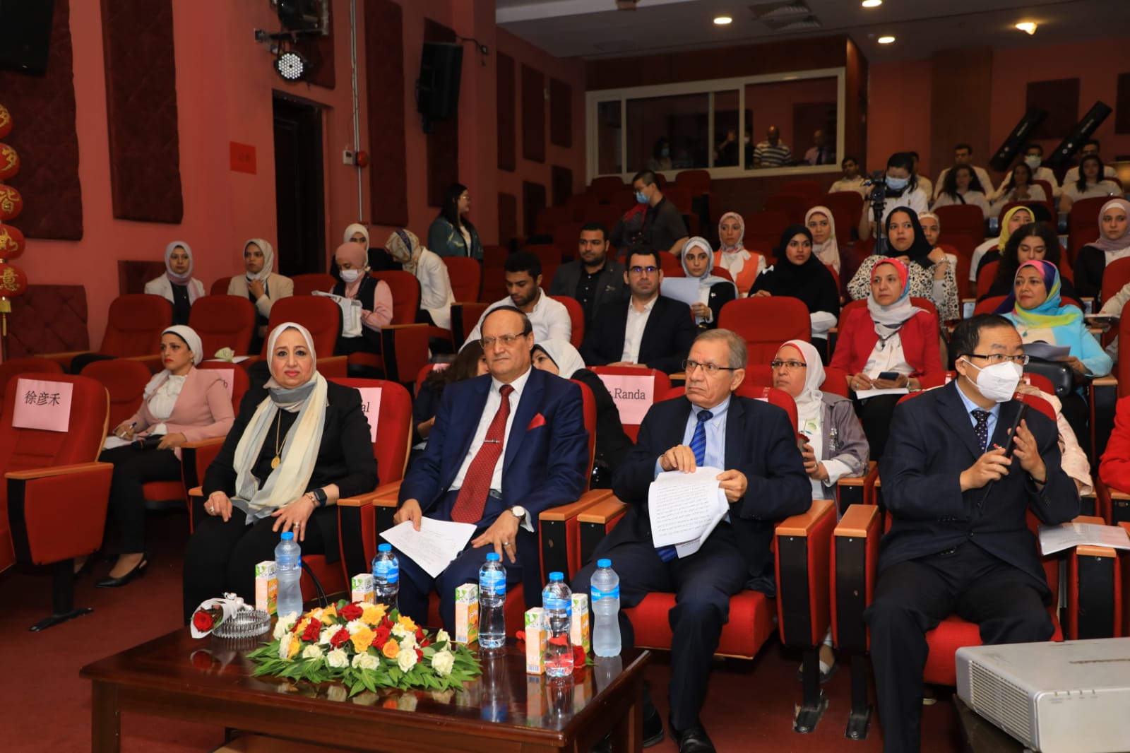 "التعليم" تطلق المشروع التجريبي لتعليم اللغة الصينية بالمدارس المصرية ومراسـم افـتتاح الـدورة التدريبية لمـعلمي اللغة الصينية