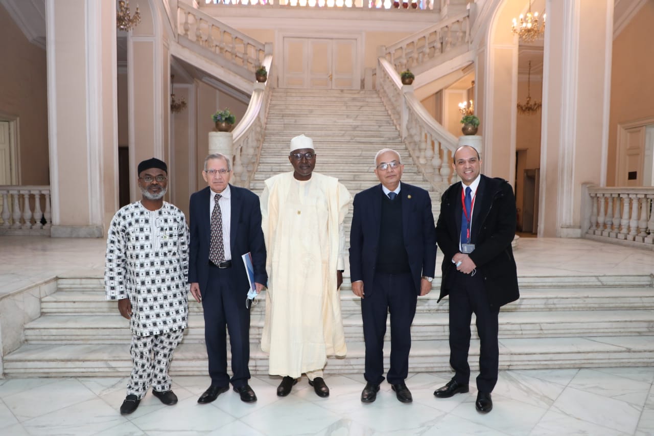 "التعليم" تبحث مجالات التعاون مع نيجيريا في مجال التعليم قبل الجامعى