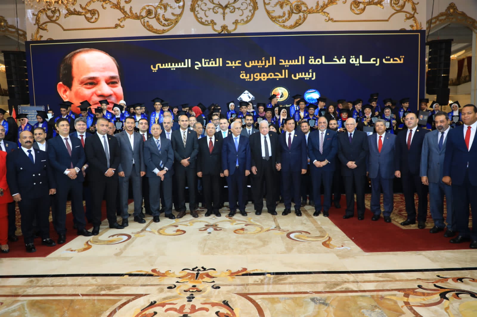 The Minister of Education participates in the ceremony of the Homeland Defenders Party to honor the high school graduates