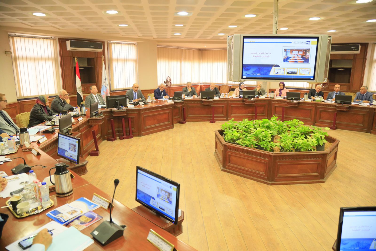 The Minister of Education chairs the meeting of the General Authority for Educational Buildings.)