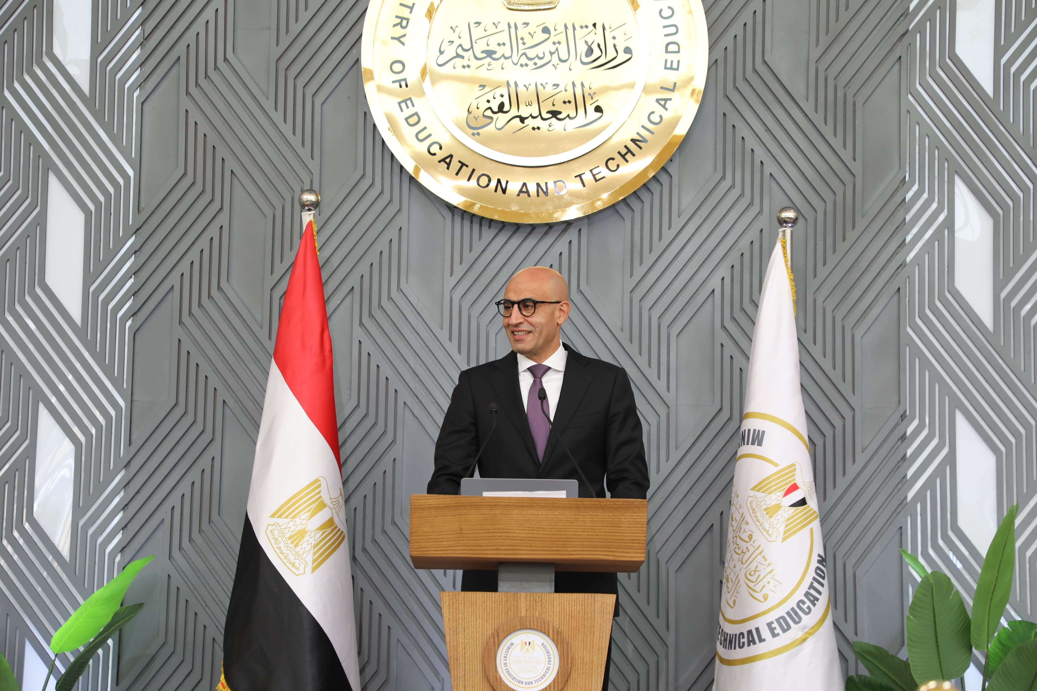 The Minister of Education and Technical Education announces indicators and statistics of the high school results