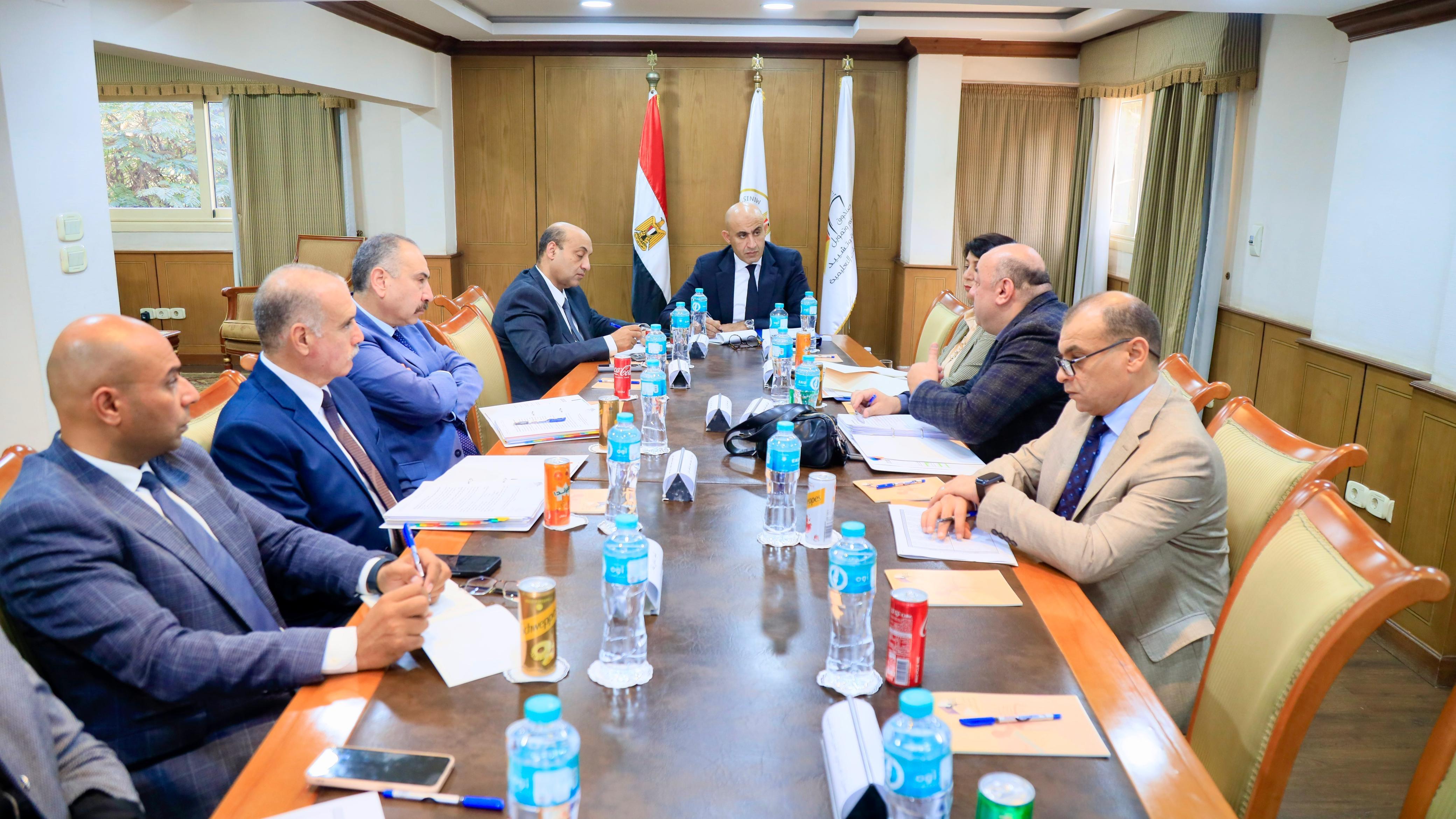 وزير التربية والتعليم يترأس اجتماع مجلس إدارة صندوق دعم وتمويل وإدارة وتشييد المشروعات التعليمية